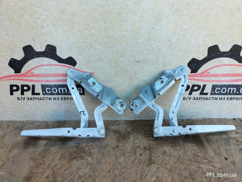 Ford Transit Connect II Mk2 13-21 Петля капота правая / левая