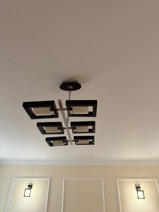 Lampy do salonu, żyrandol kinkiety