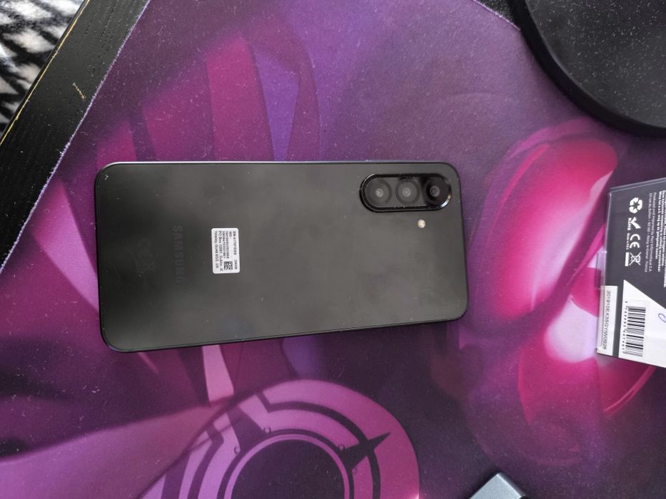 Vendo Bundle telemóvel + smartwatch. Negociável