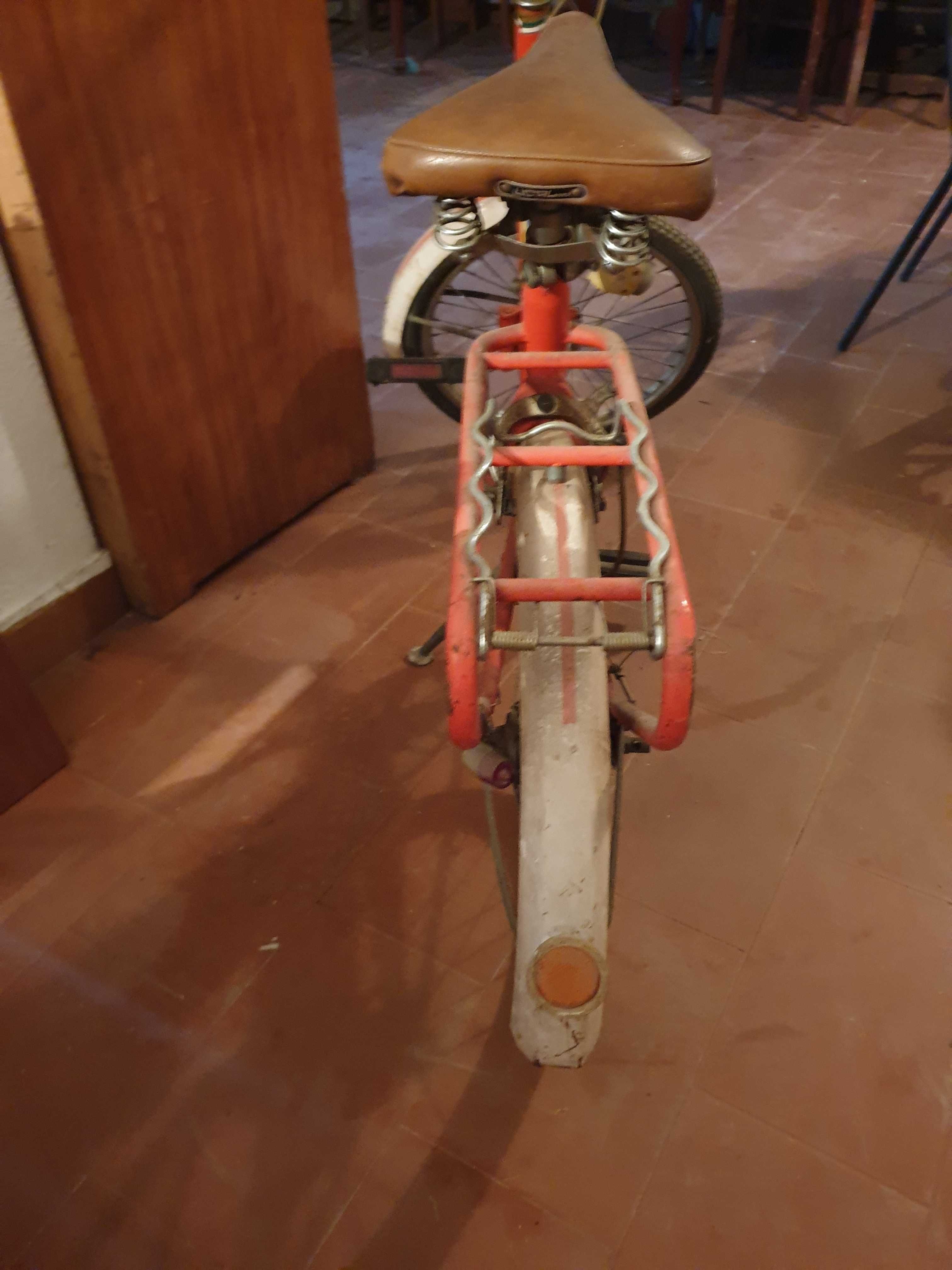 Bicicleta Berline Antiga