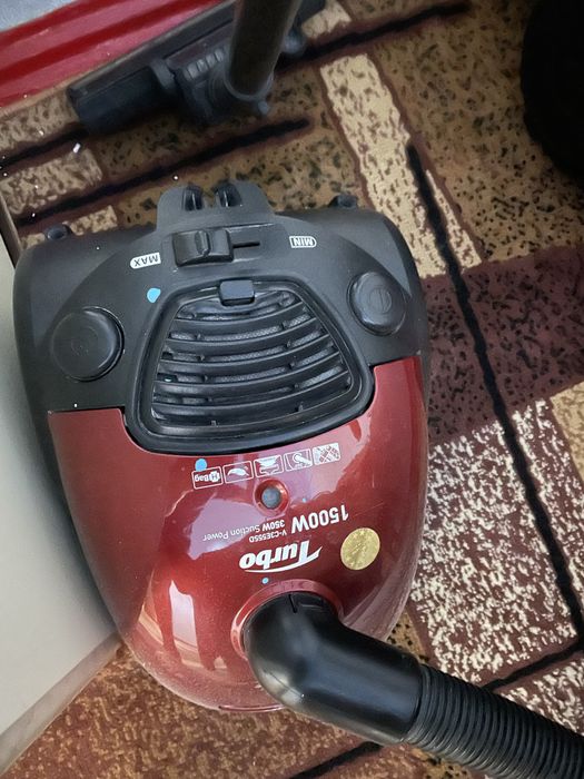 Пилосос Б/У повністю справний