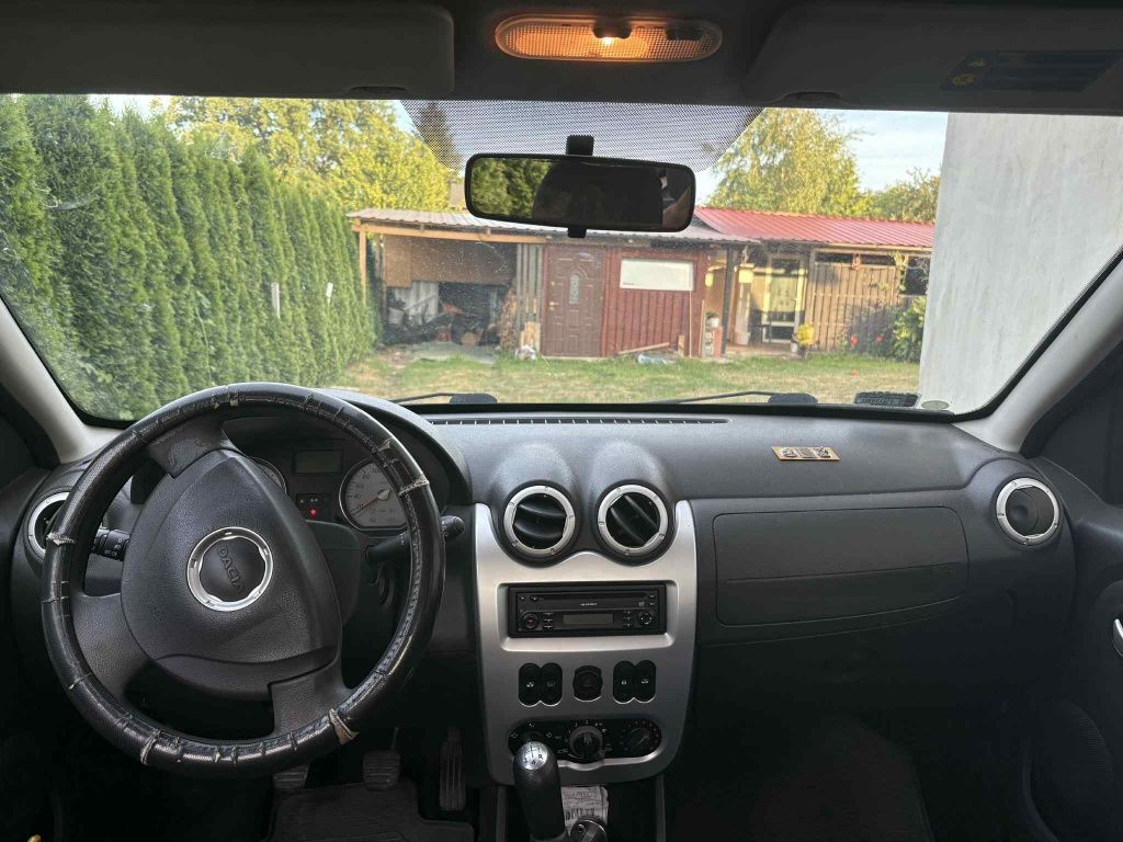 Dacia Sandero 2008 1.6 MPI