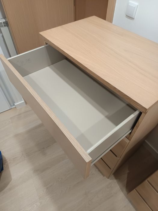 2 cómodas como novas