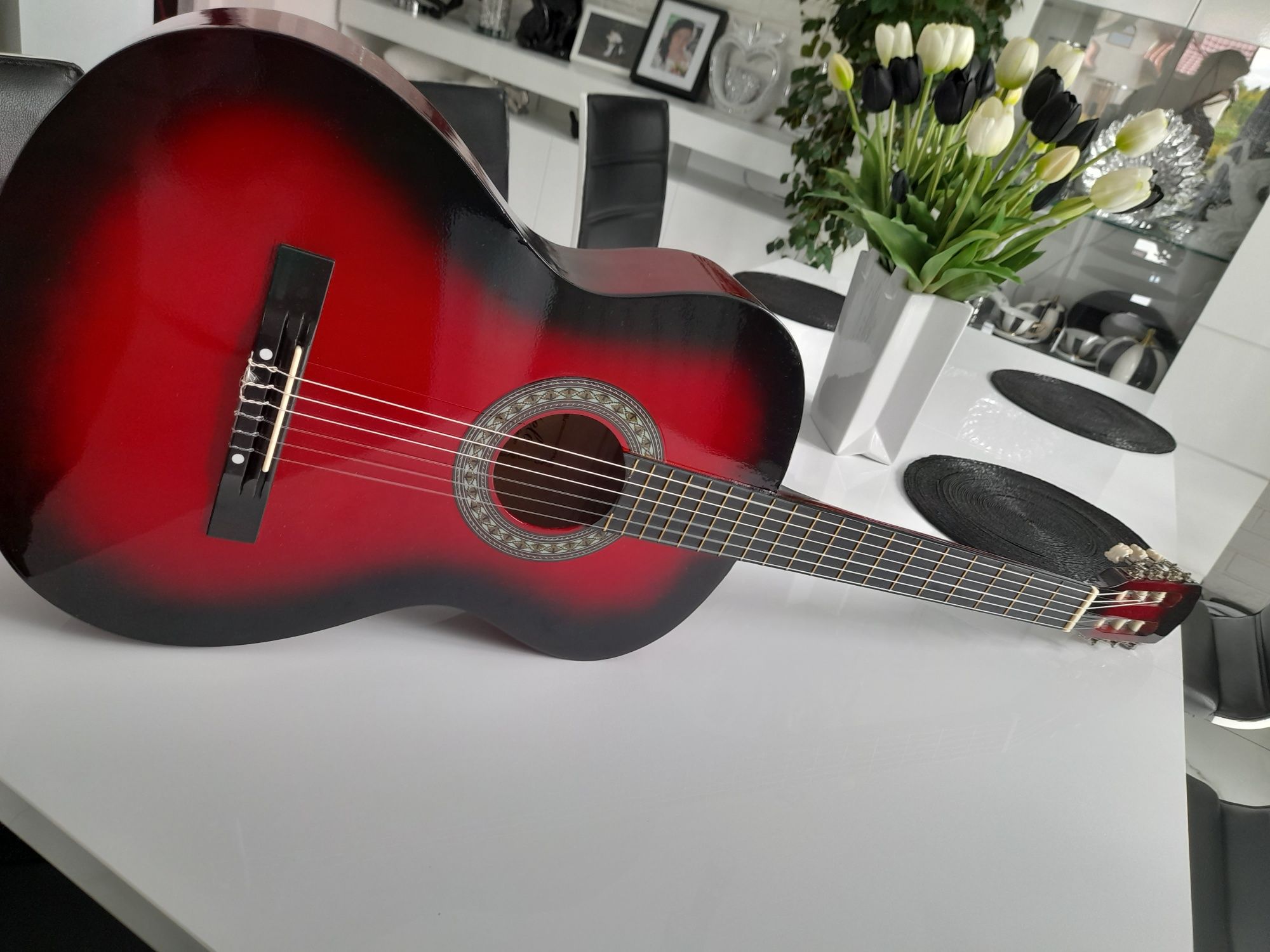 Gitara klasyczna rozmiar 4/4 duża śliczna