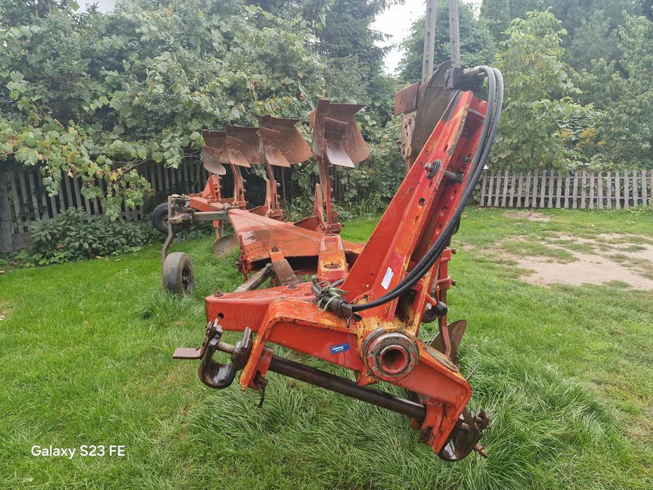 Pług obrotowy  5 skibowy