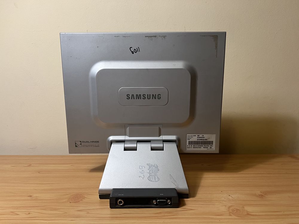 Монитор samsung syncmaster 152x