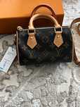 LOUIS VUITTON Nano Speedy Torba na ramię z paskiem