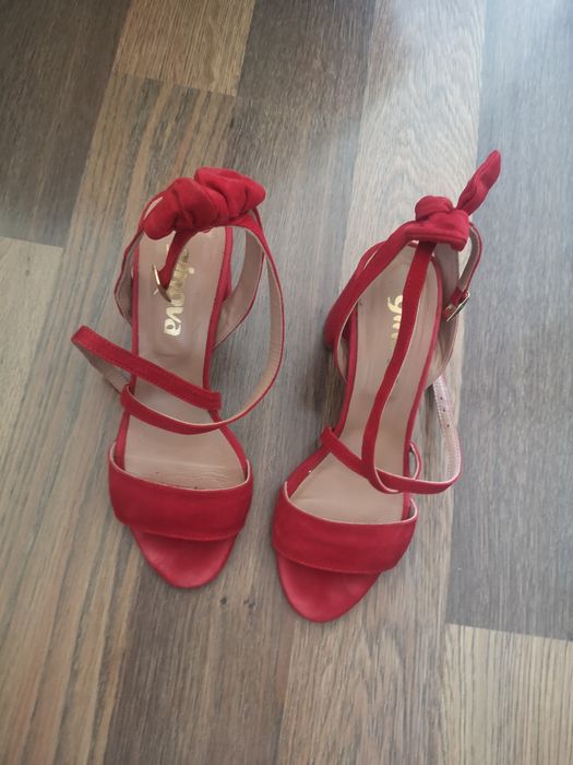 Sapatos de senhora 36