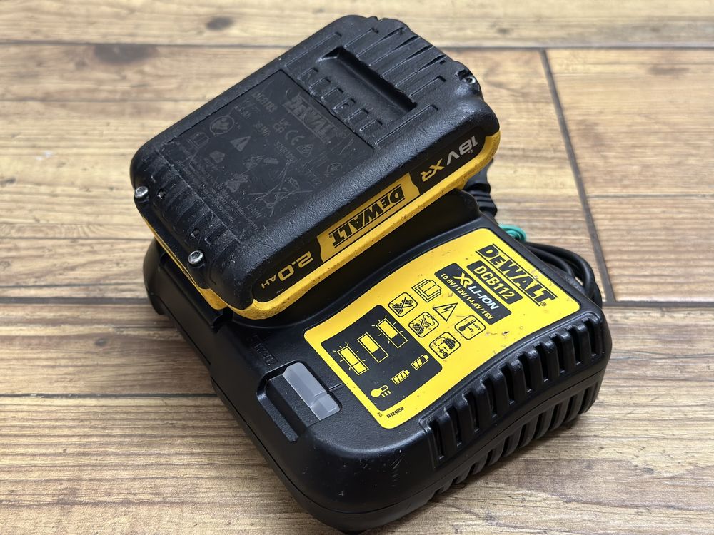 [Zestaw] Akumulator 18V 2AH - 2022r. | ładowarka DCB112 | DeWalt