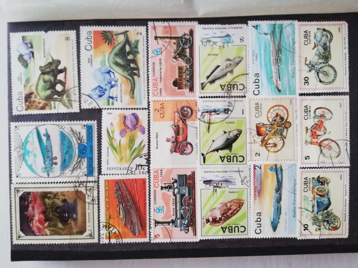 Klaser starych znaczków pocztowych prl
