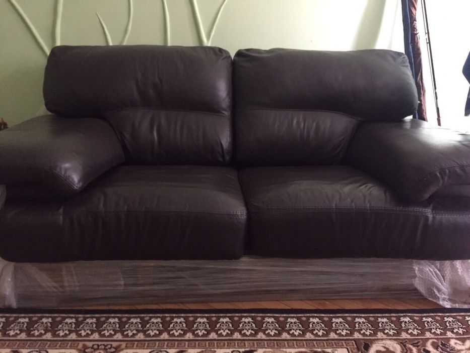 Шкіряний диван з Англії