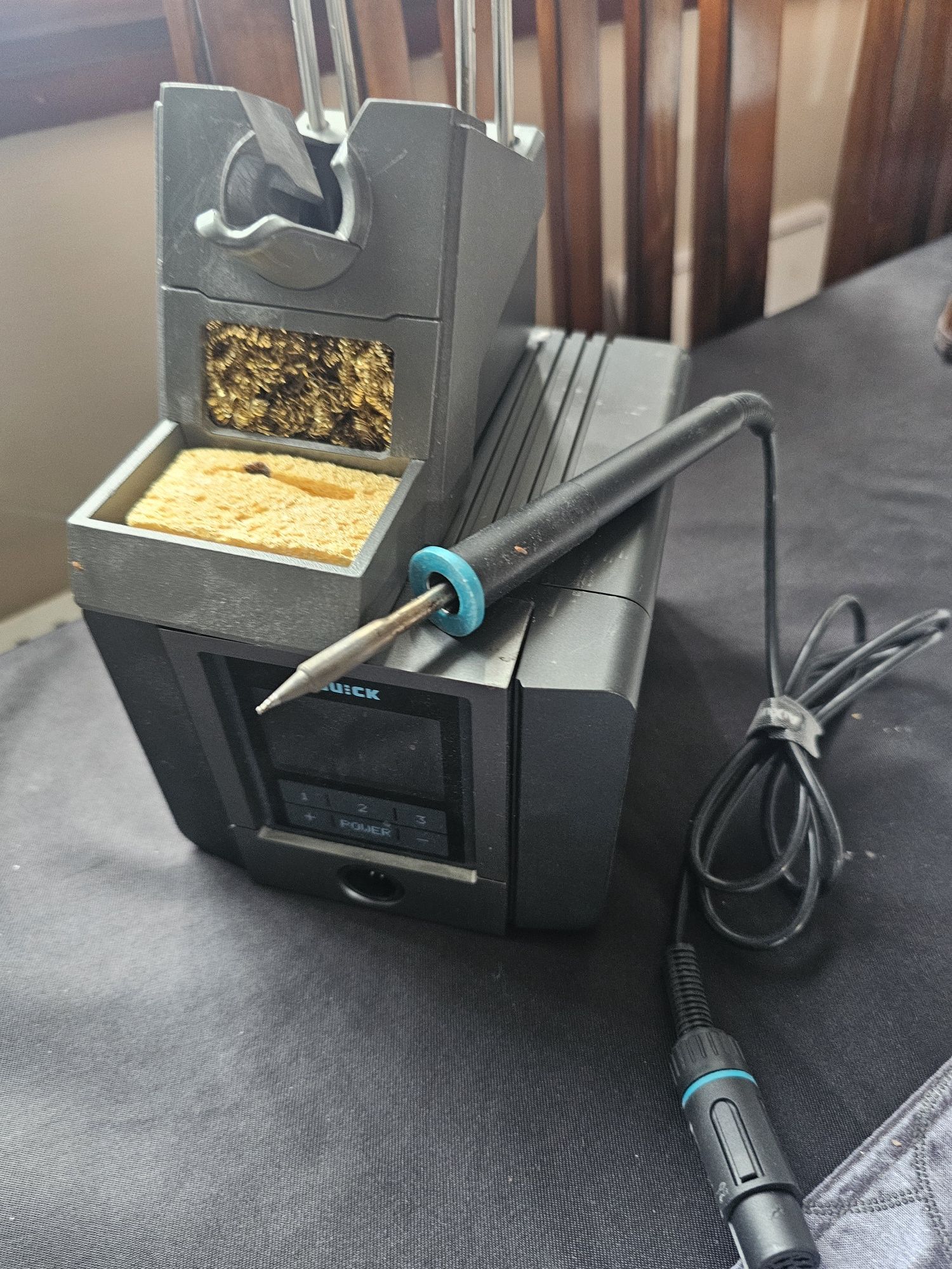 Stacja lutownicza Quick ts1200a