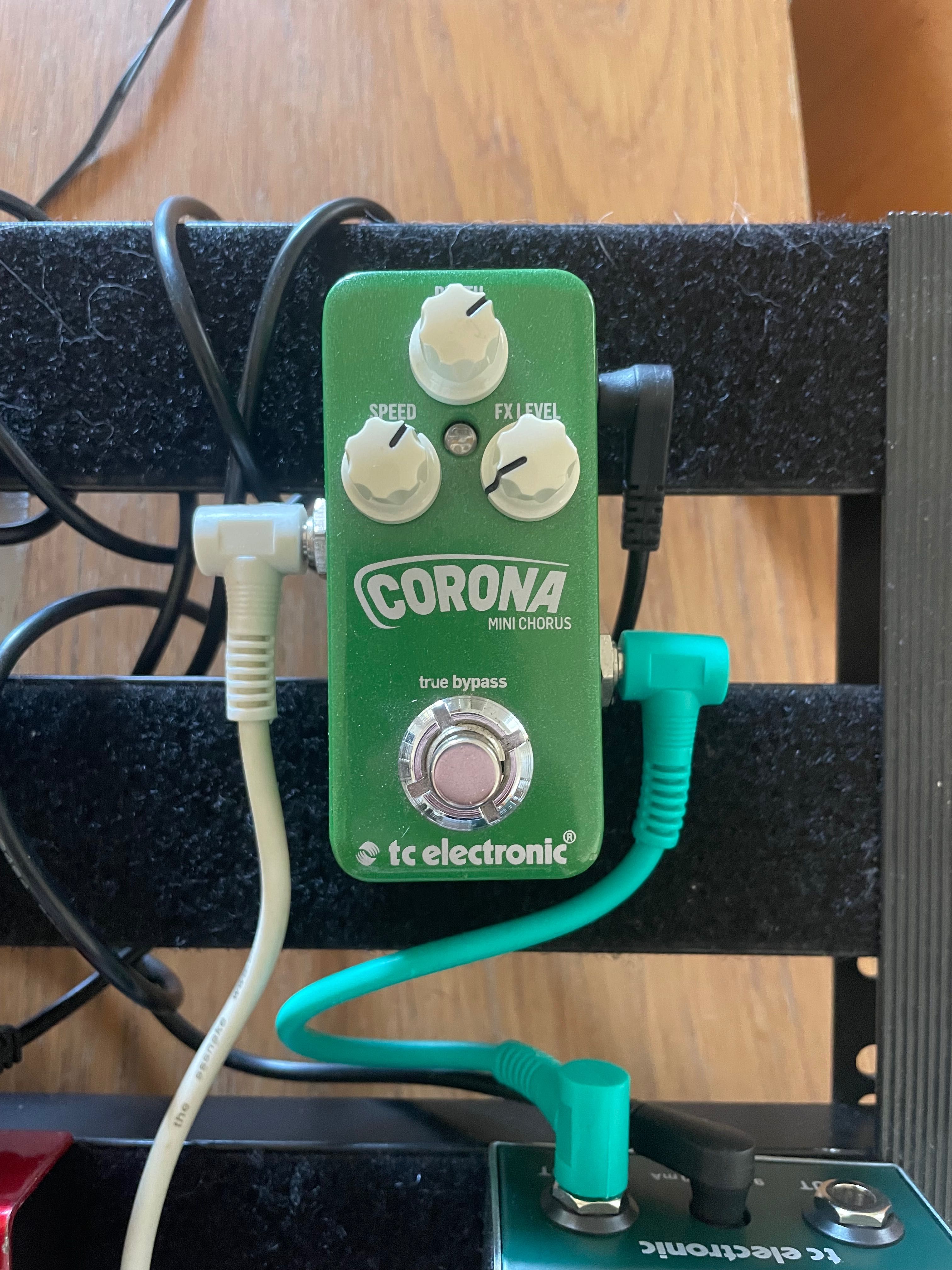 Pedalboard de baixo - sans amp, big muff, whammy, corona, gauss
