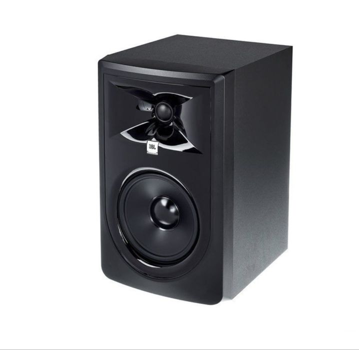 Студійний монітор JBL 306P