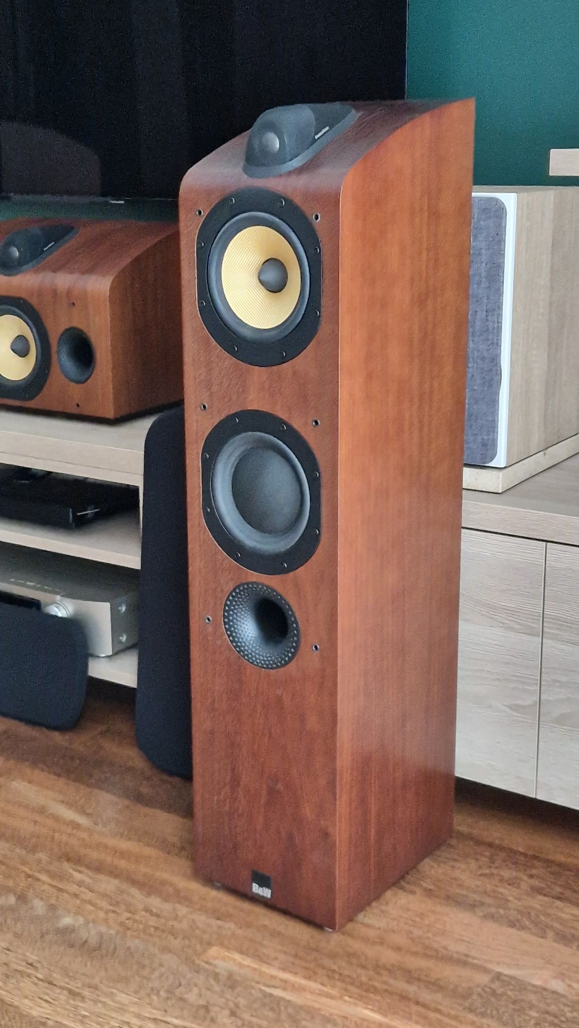 Kolumny Bowers&Wilkins B&W 704 S1 orzech idealne