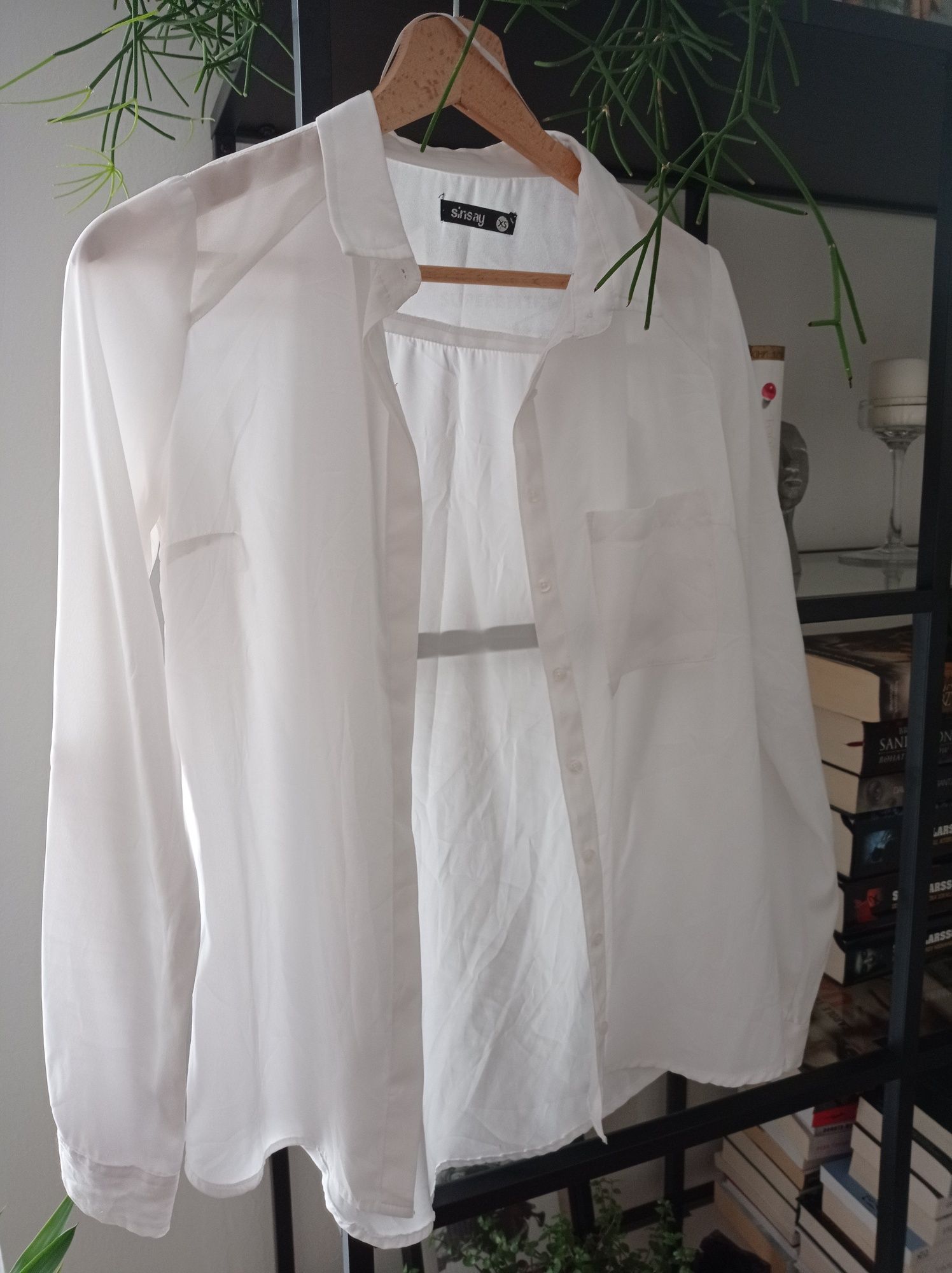 Biała elegancka koszula Sinsay, rozmiar XS