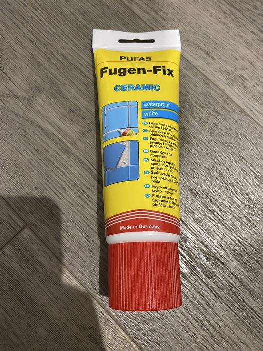 Biała masa naprawcza do fug i klejenia płytek ceramicznych nowa 400 g.