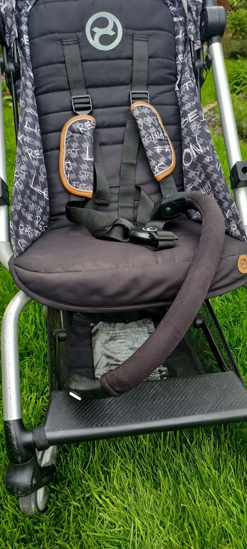 Wózek spacerówka podróż samolot Cybex EezyS