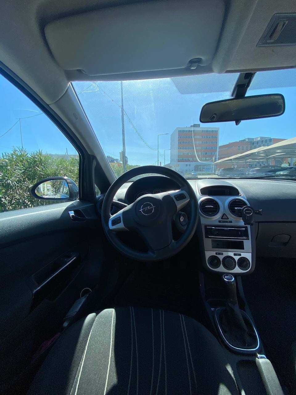 Opel Corsa 2009 1.2D