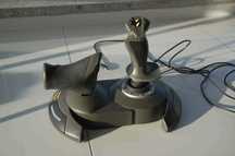 Simulador thrusmaster