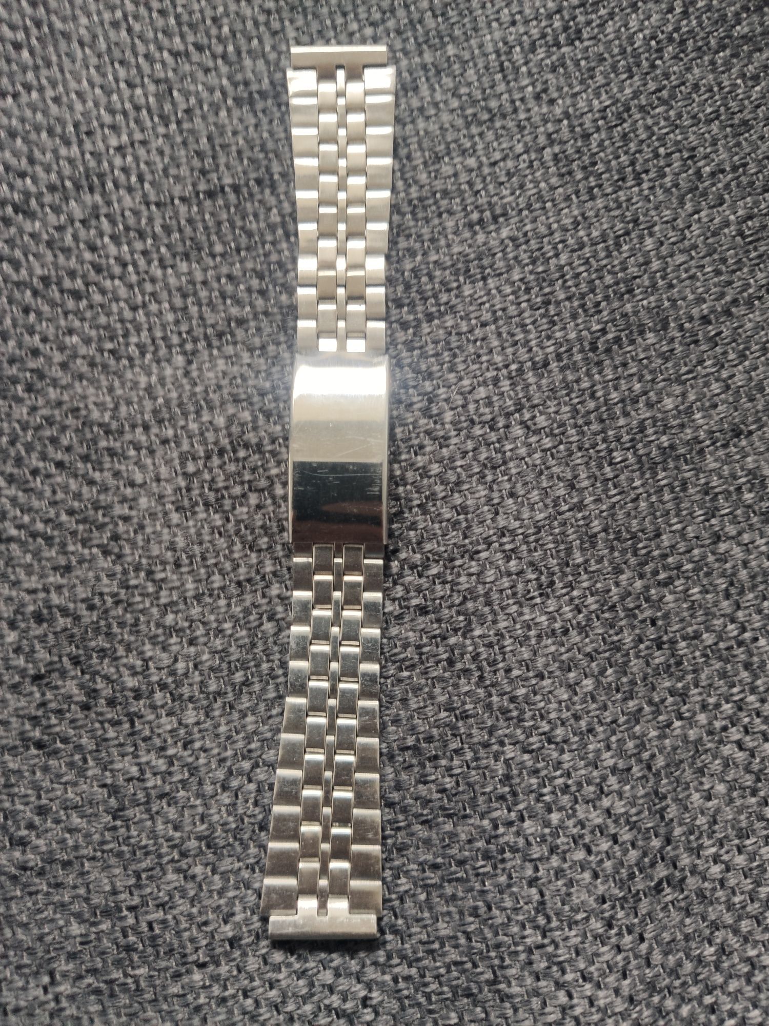 Nowa bransoletka do zegarka 18 mm.
