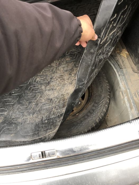 Продам пасат б5+ 1ʼ8 турбо 2002р