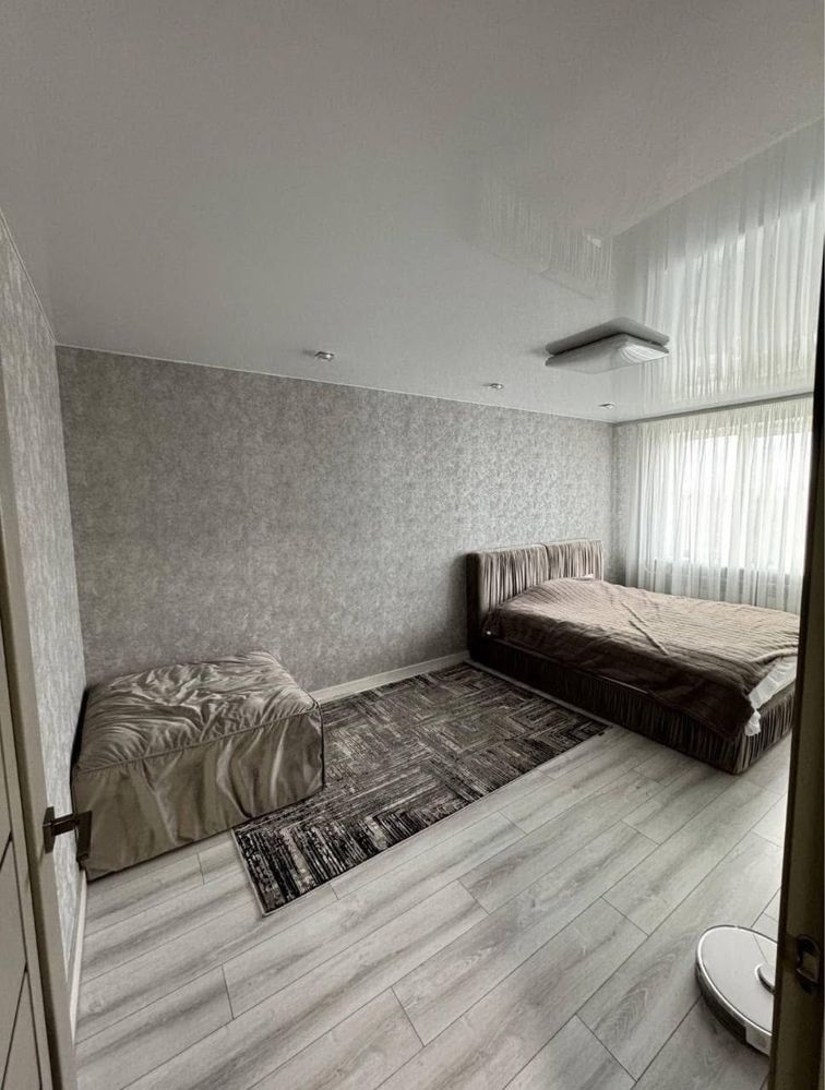 Продаж 3 км. квартири, вул. Пирогова, 65кв.м.