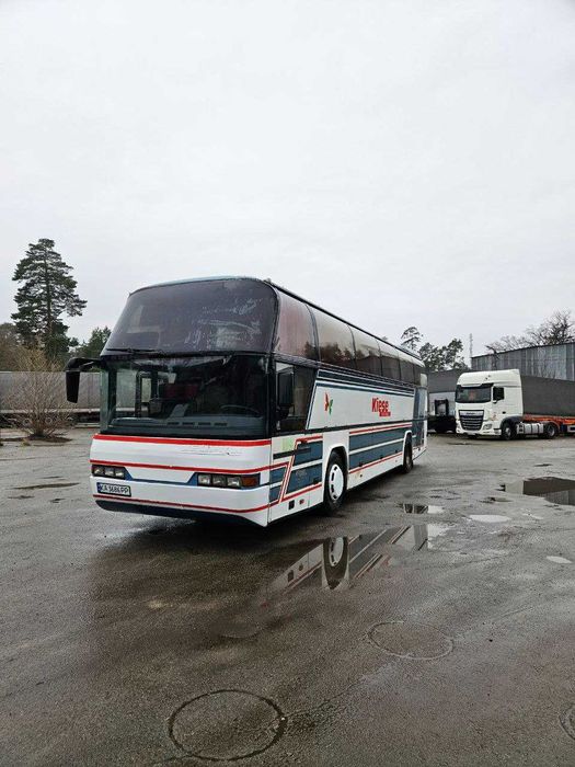 Продам автобус Neoplan N 116 / 1996 року/ Туристичний автобус 51 місце