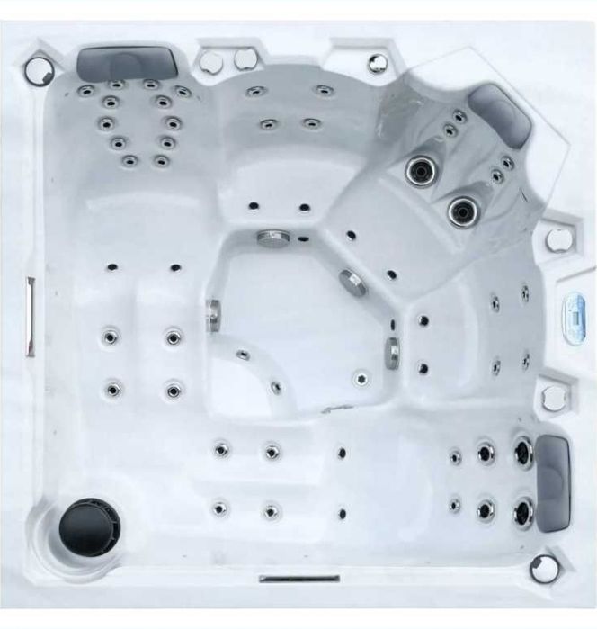 JACUZZI Wanna ogrodowa z hydromasażem Infinitas SE500 GERMANY 12490 €