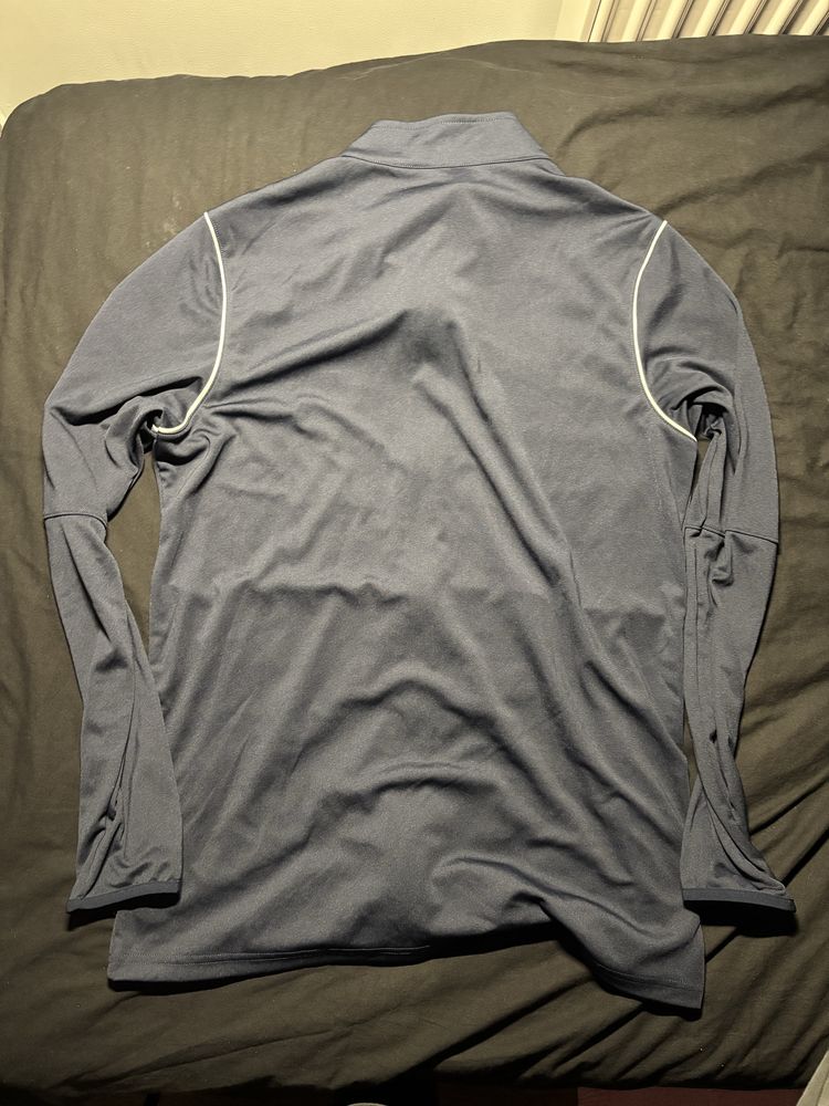 Bluza Nike Dri-FIT L – Sportowy klasyk!