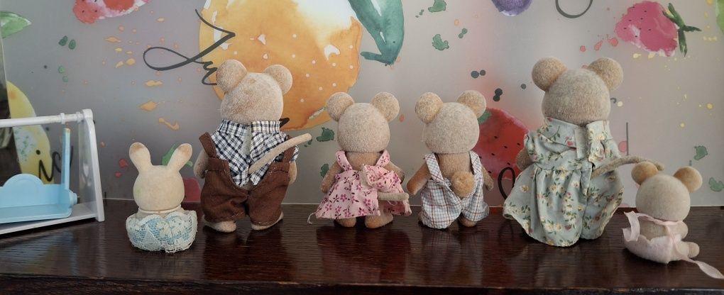 Figurki sylvanian families myszki + baby króliczek i huśtawka