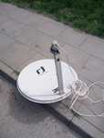 Antena satelitarna