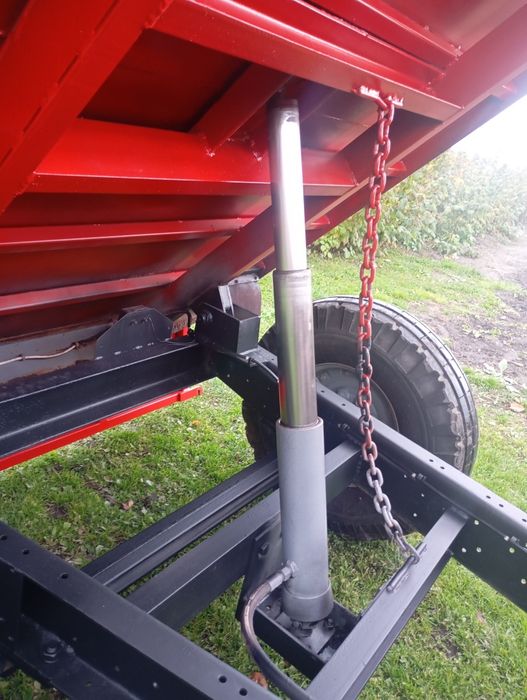 Прицеп до трактора самоскид