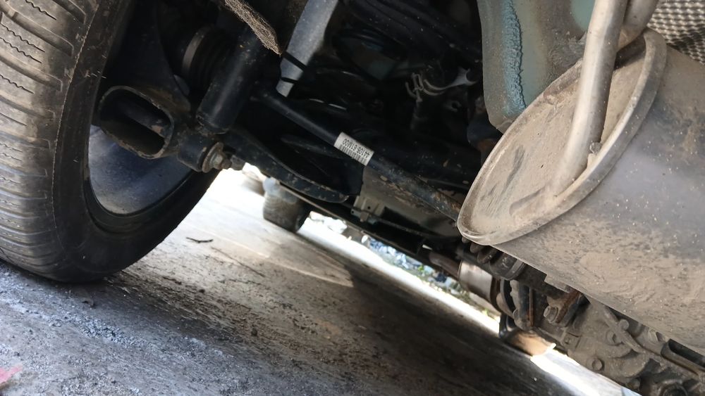 Transmissão trás esquerda SUZUKI Vitara (LY)