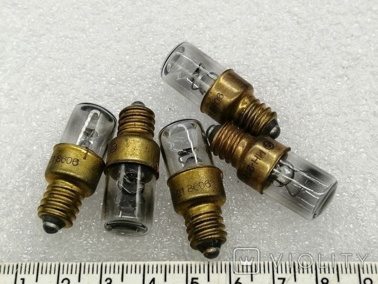 Лампочки Ин-21 10 штук. В наличии шт 20-30