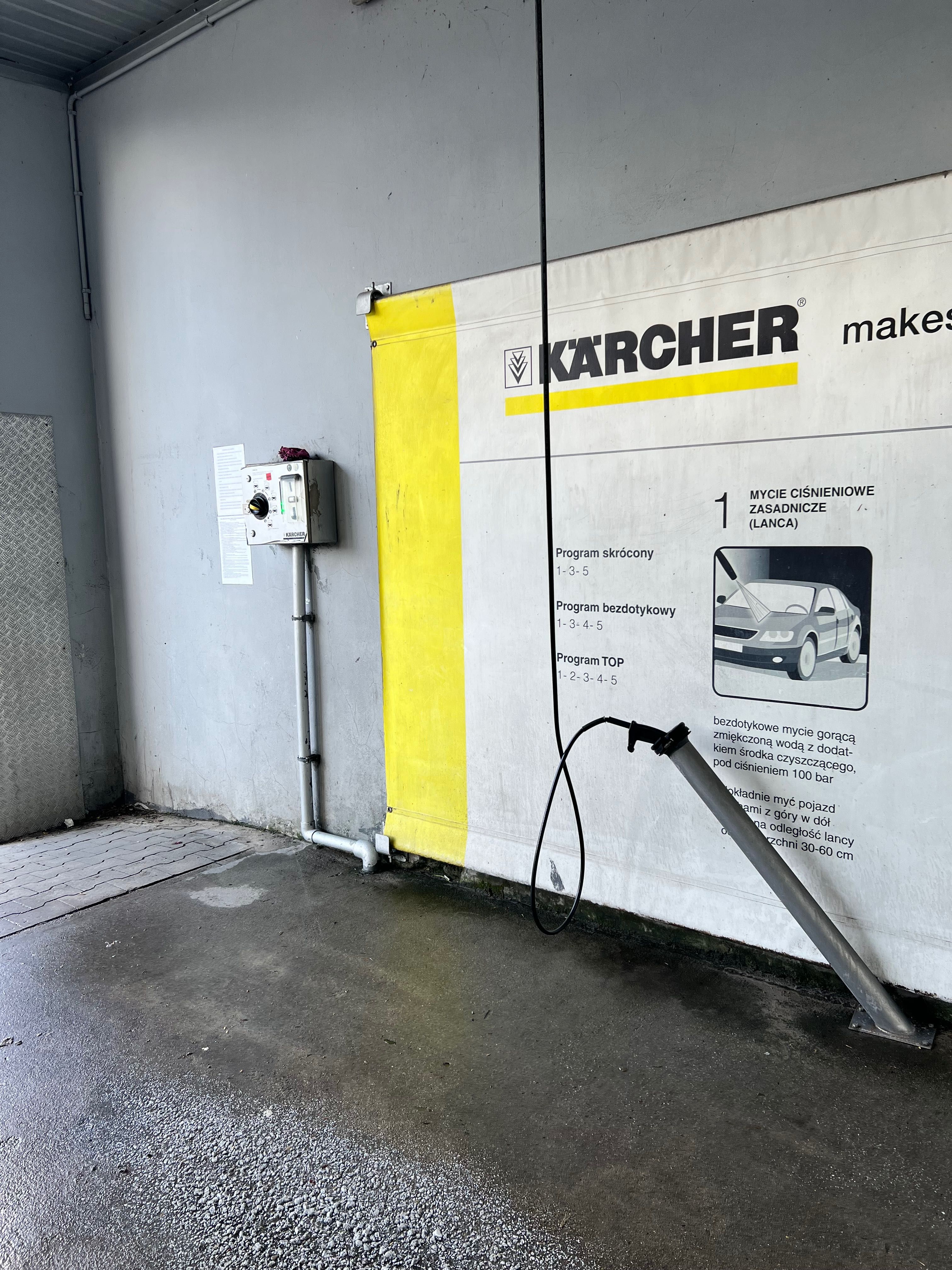 Myjnia bezdotykowa Karcher ze stacją gazową