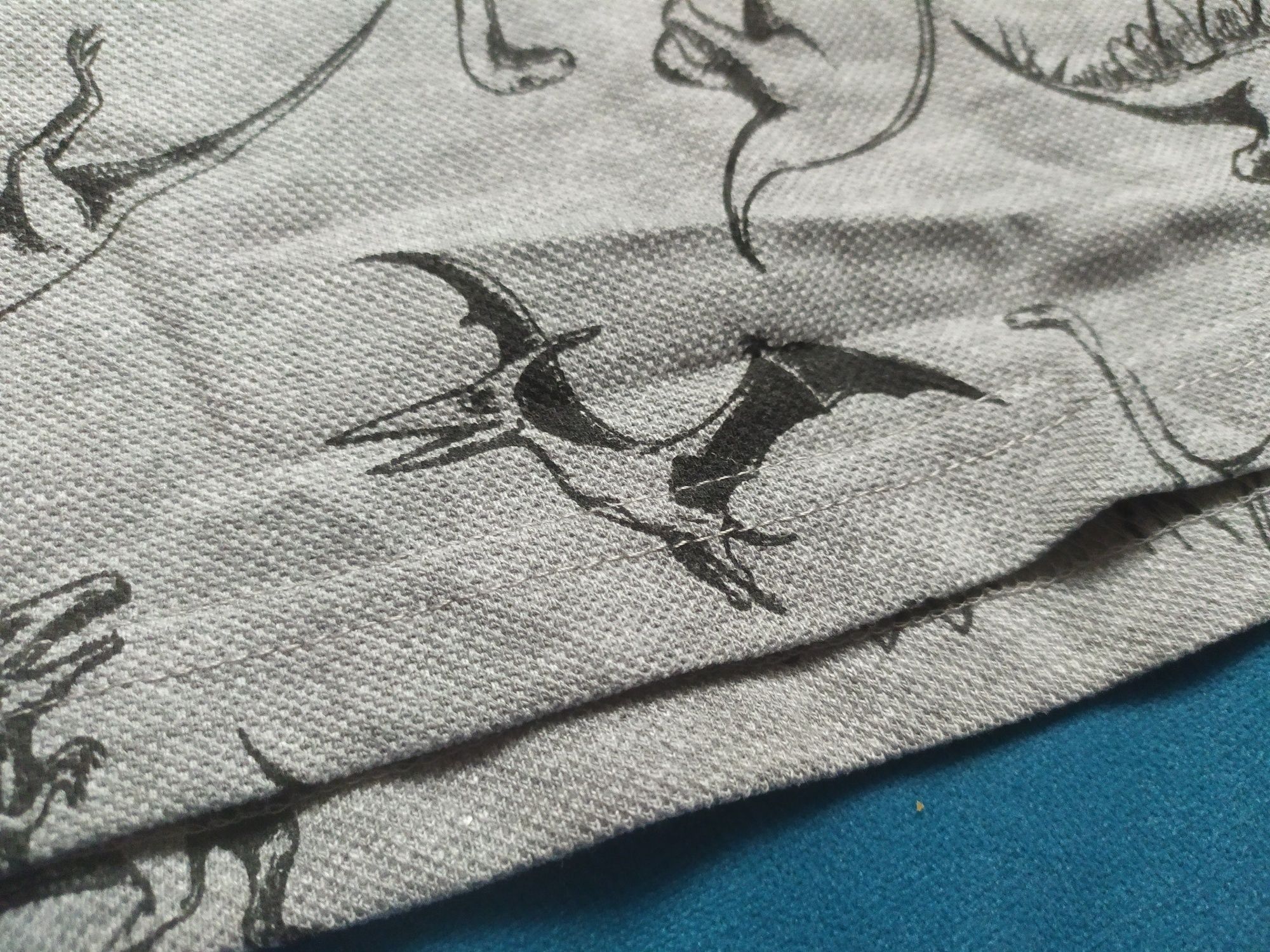Nowy t-shirt polo elegancki w dinozaury dluzszy tyl gruba bawełna