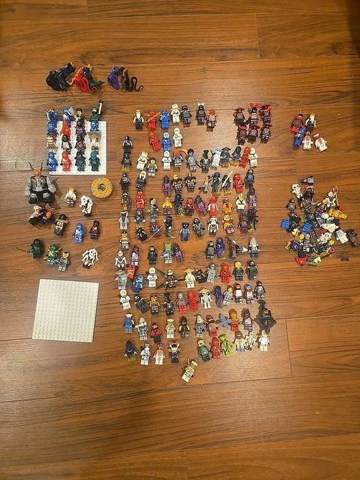 ОГРОМНЫЙ лот минифигурок Lego Ninjago.