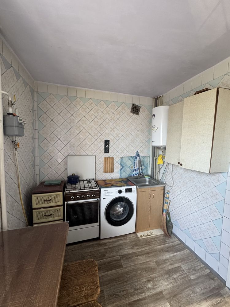 Продам 2к квартиру. Ул Строителей. Янгеля. Титова