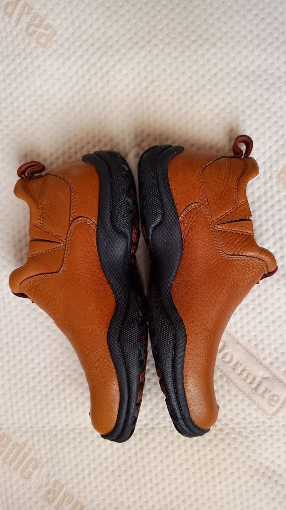 Dunham New Balance Amerykańskie wodoodporne skórzane buty, Roz. 39