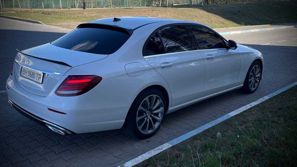 Mercedes-Benz E-Class 2016 W213