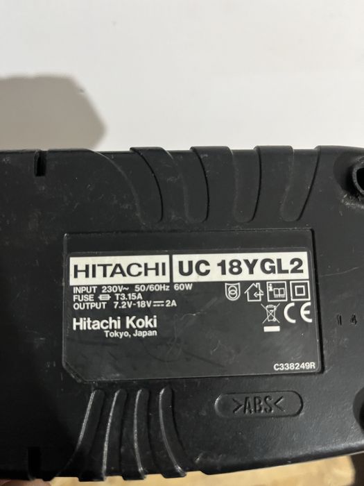 Carregador hitachi