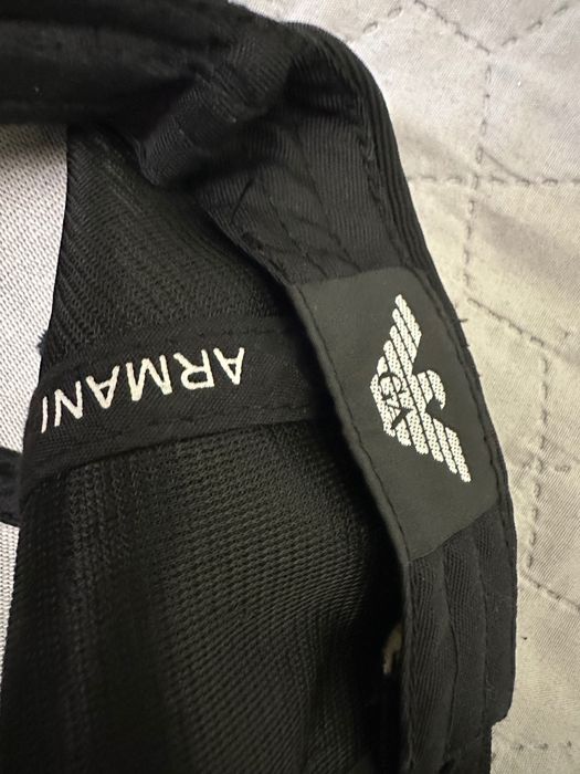 Чорна кепка Armani
