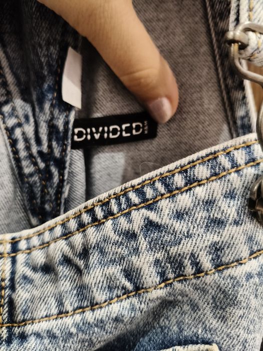 Krótkie ogrodniczki jeansowe H&M Divided