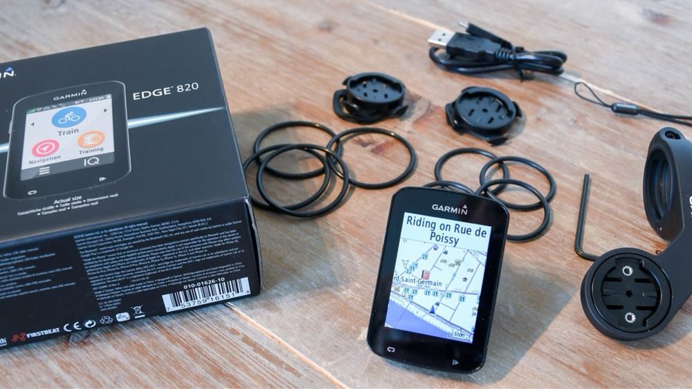 Gps Garmin Edge 820 Explore na caixa