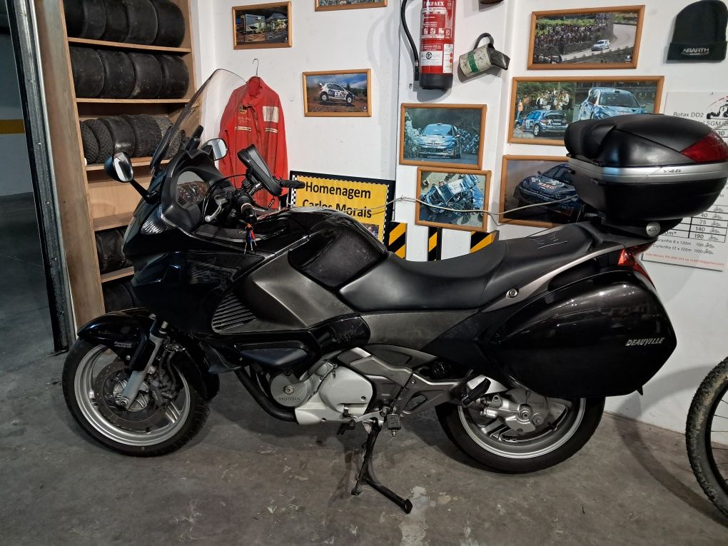 Honda Deauville NT 700 ABS