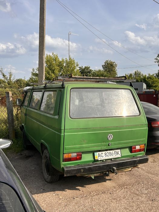 Volkswagen Transporter T3 . 1.8 бензин . 1989 рік . Нормальний стан