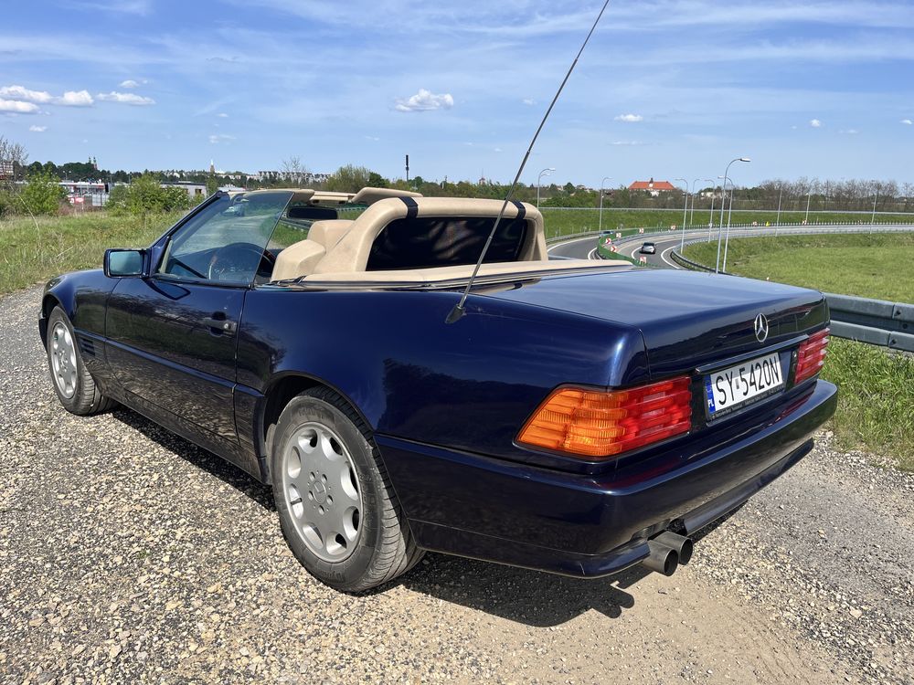 Mercedes Benz SL320