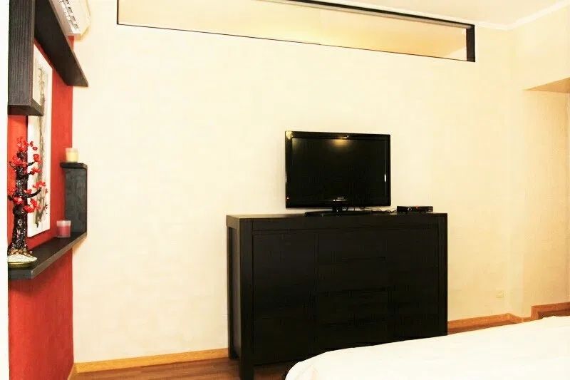 Сдам 3 ком кв Центр Дерибасовская Ришельевская Балкон Горсад Код1287