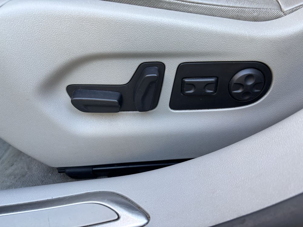 Citroen C5 III 2.0 HDI Exclusive* Navi*Skóra* Automat*